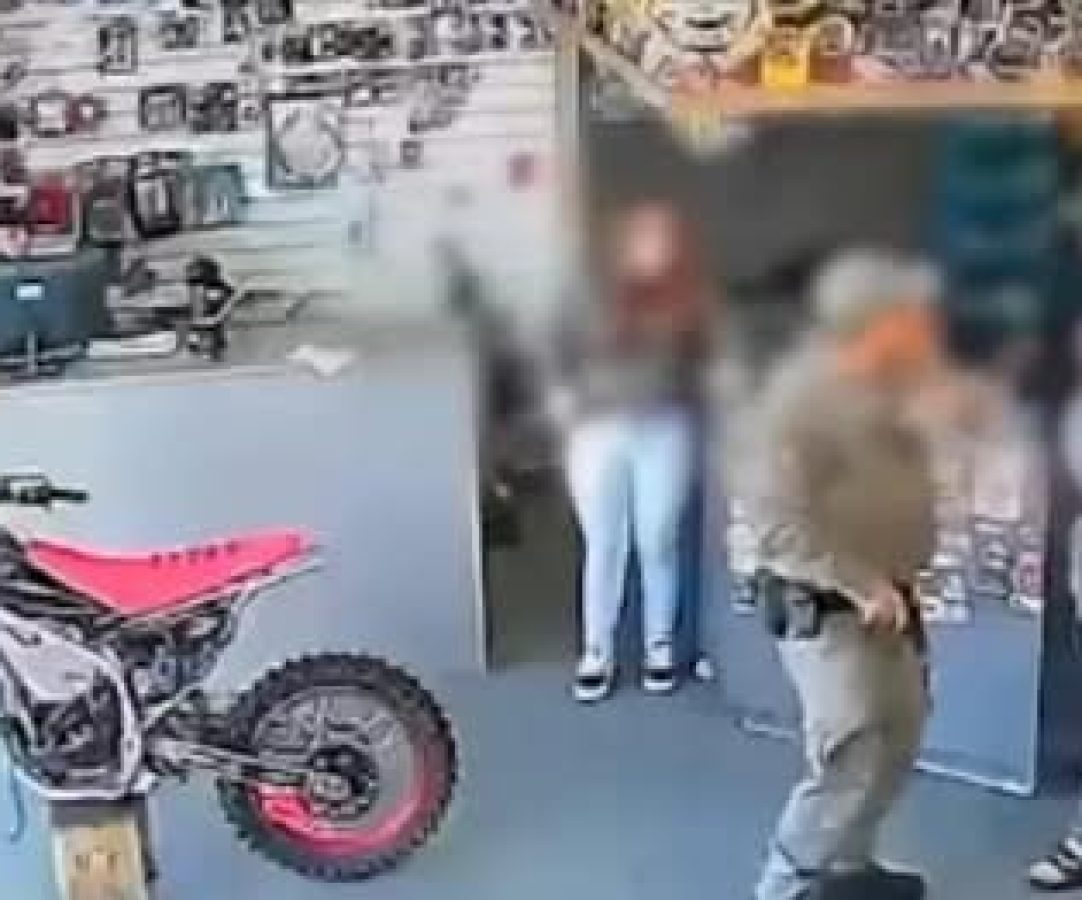17359452999055943635